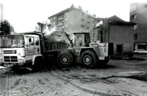 8 PALA Y CAMION